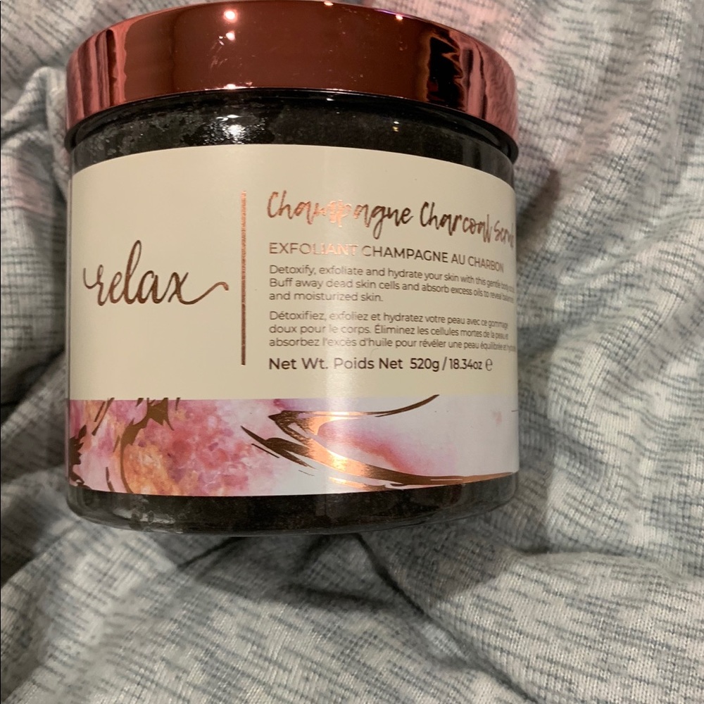 Manna Kadar Champagne Body Scrub
